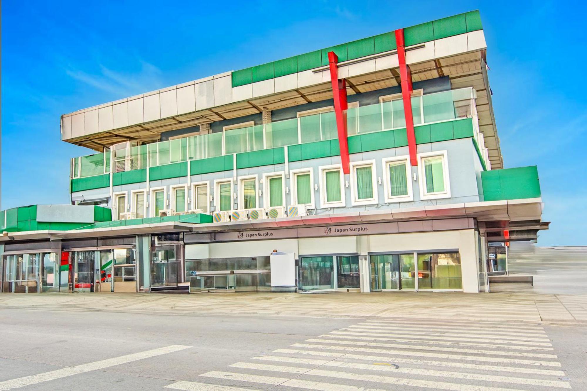 Townhouse Oak Vip Suites, Near Pnr Pasay Evangelista, Makati Manila Makati City Exterior foto