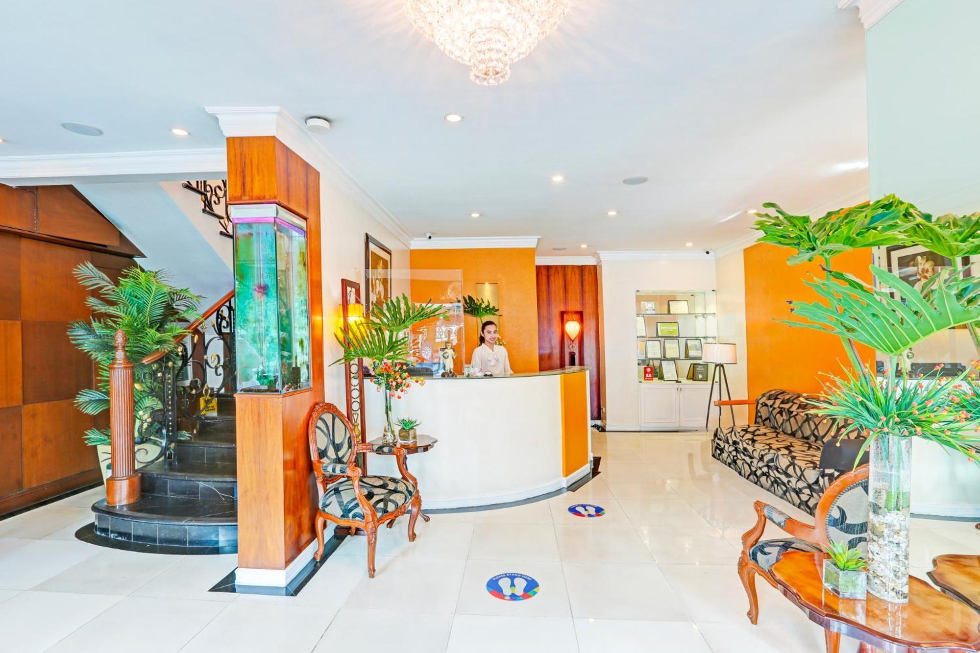Townhouse Oak Vip Suites, Near Pnr Pasay Evangelista, Makati Manila Makati City Exterior foto